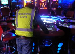 Guardia Civil desmantela organización que robaba recaudación máquinas recreativa