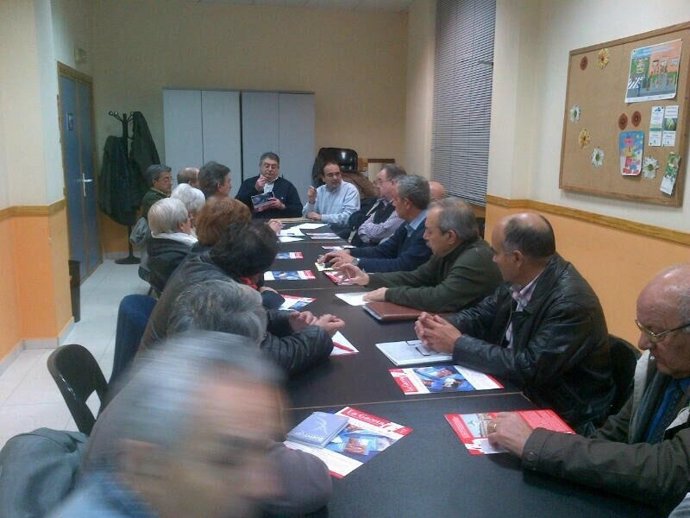 Reunión PSOE con distrito 4