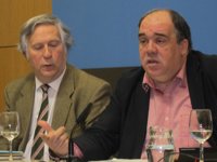 Roberto Fernández replica al PP que no ha concedido subvenciones "a dedo" porque se ha votado democráticamente