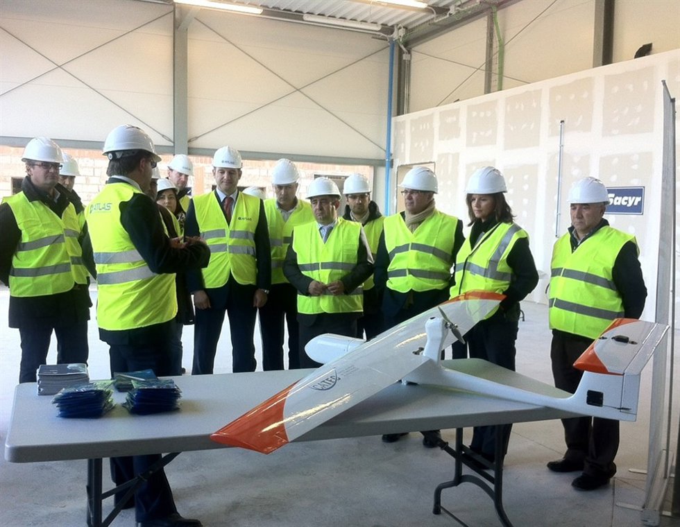 Visita a las obras del Centro de Vuelos Experimentales de Villacarrillo