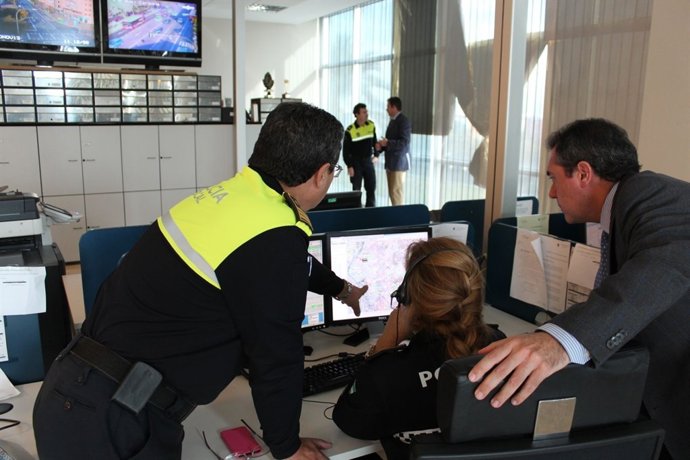 Espadas en el centro de control de La Ranilla 