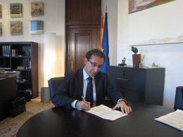 José Luis Saz ha firmado el contrato de préstamo este miércoles