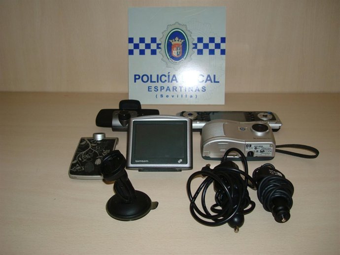 Algunos de los efectos recuperados.