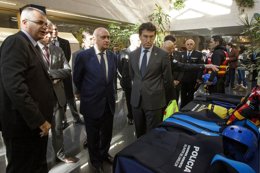 Acto en A Estrada con el presidente de la Xunta y el ministro de Interior