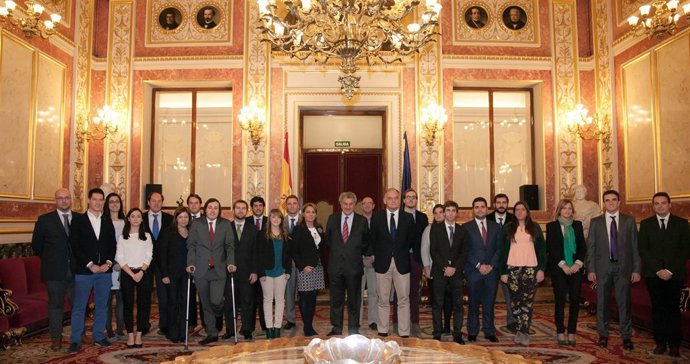 La Escuela de Manuel Fraga visita el Congreso