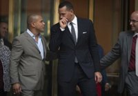 Alex Rodríguez (Yankees) se va de una audiencia que tacha de "farsa"