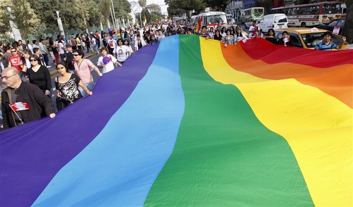 Desfile por el orgullo gay en Lima