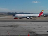 Iberia presenta en Barajas el primer avión con su nueva marca, el Juan Carlos I