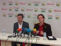 Maíllo (IU) reclama que se aclare el papel de la Policía en la manifestación contra la Lomce, con dos detenidos