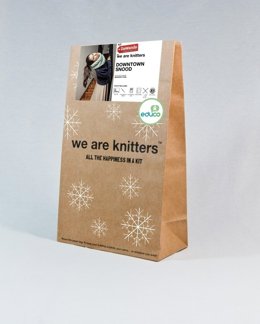 Kit solidario para tejer con el que se recaudará a favor de la ONG Educo