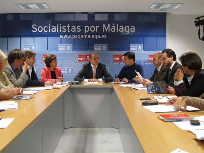 Reunión Psoe conejo con miembros psoe patronato turismo