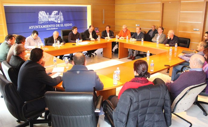 Reunión por el temporal de granizo