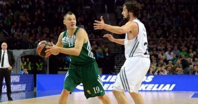 Sarunas Jasikevicius y Serigo Llull en el Zalgiris Kaunas -. Real Madrid