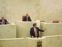 El Gobierno cree que los Presupuestos de 2014 harán que Cantabria "encabece" la "ola de crecimiento" de España