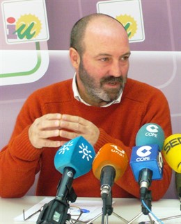 El coordinador provincial de IULV-CA en Huelva, Pedro Jiménez. 