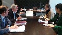 Cañete aborda el estado de las negociaciones sobre el Clima con la secretaria de la Convención de la ONU