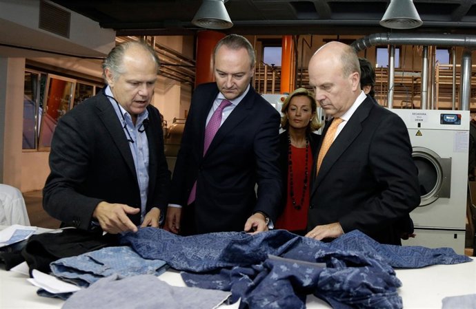 El President de la Generalitat, Alberto Fabra, visita la empresa Jeanología. 