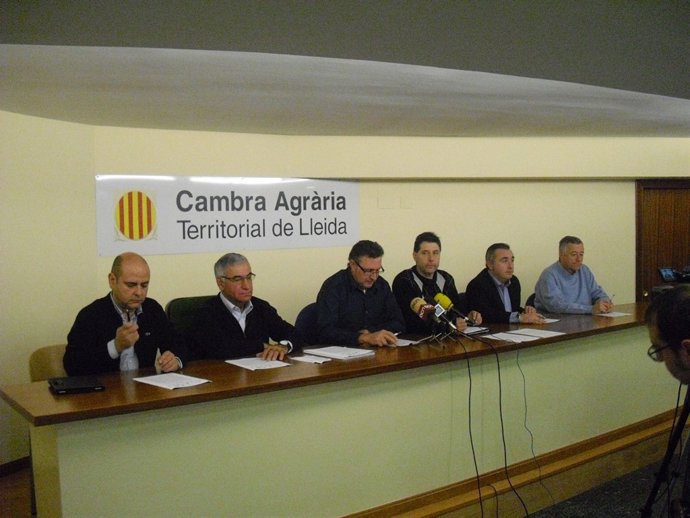 Organizaciones agrarias firman un manifiesto sobre el canon del agua