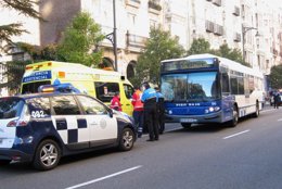 Un autobús de Auvasa atropella a un peatón