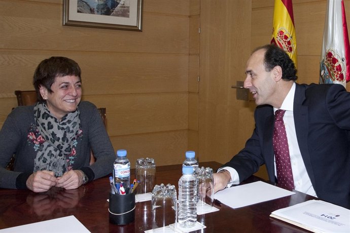 El presidente de Cantabria con la secretaria general de UGT
