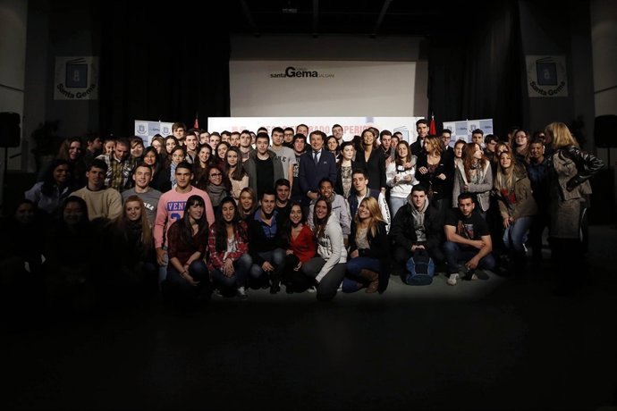 Entrega de becas directas a FP de grado superior