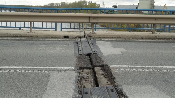 El movimiento detectado en el puente de Castejón.