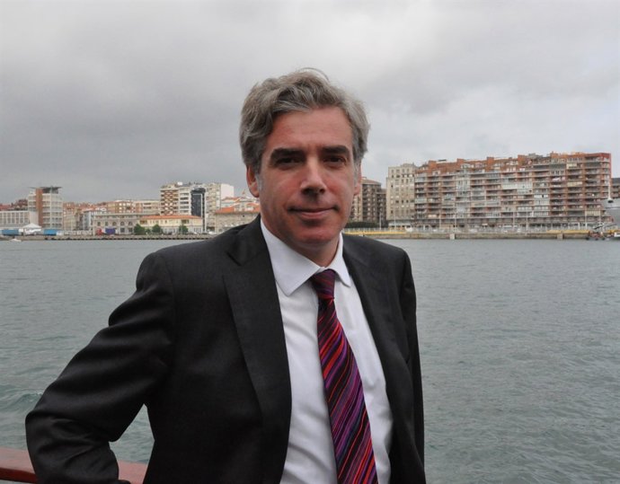 José María Fuentes-Pila