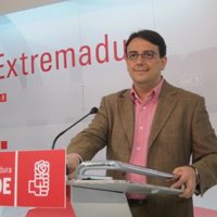 El PSOE extremeño responde al PP que el concurso de farmacias es una cuestión "exclusivamente" administrativa