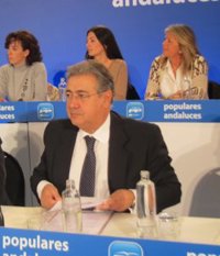 Zoido critica la "pasividad" y "complacencia" de Susana Díaz ante la "corrupción" en Andalucía