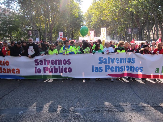 Manifestación sindicatos y marea ciudadana