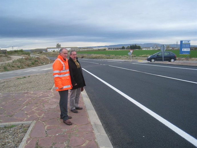 Obras Públicas renueva el estado de la carretera A-127 en las Cinco Villas.