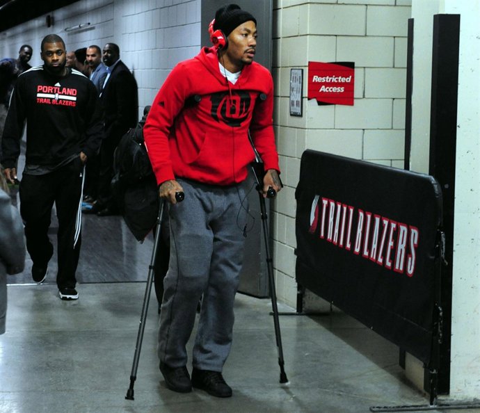 El base de los Chicago Bulls Derrick Rose