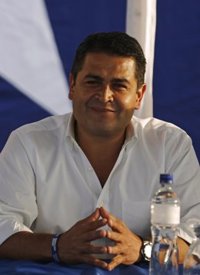 Honduras.- Hernández se declara vencedor en las elecciones presidenciales y promete gobernar "para todos los hondureños"