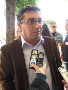 José luis centella portavoz izquierda plural y secretario general PCE 