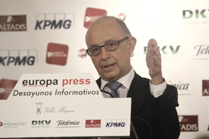  Cristóbal Montoro, En Los Desayunos De Europa Press
