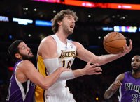 Pau Gasol y Serge Ibaka brillan en las victorias de Lakers y Thunder