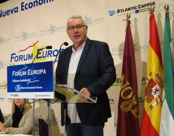 Cayo Lara, hoy durante su intervención en el Fórum Europa