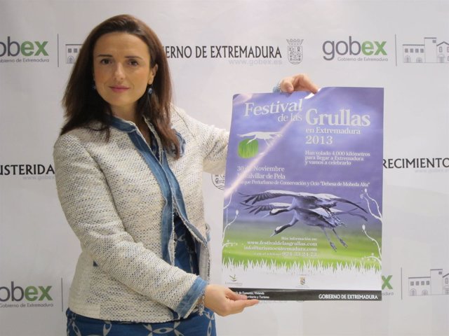 La directora general de Turismo, Elisa Cruz, presenta el Festival de las Grullas