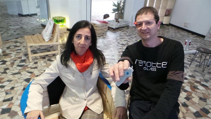 Juan Carlos Ramiro y Diana López, creadores de Remotte Glass para Google Glass