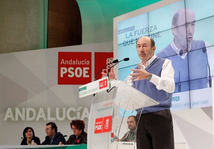 Rubalcaba en el congreso del PSOE andaluz