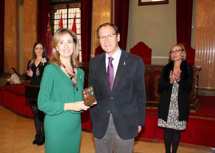 Cámara entrega el premio "Murcia en Igualdad" 