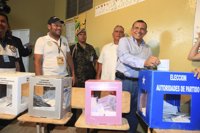 El presidente de Honduras felicita a Hernández por su "merecido triunfo electoral"