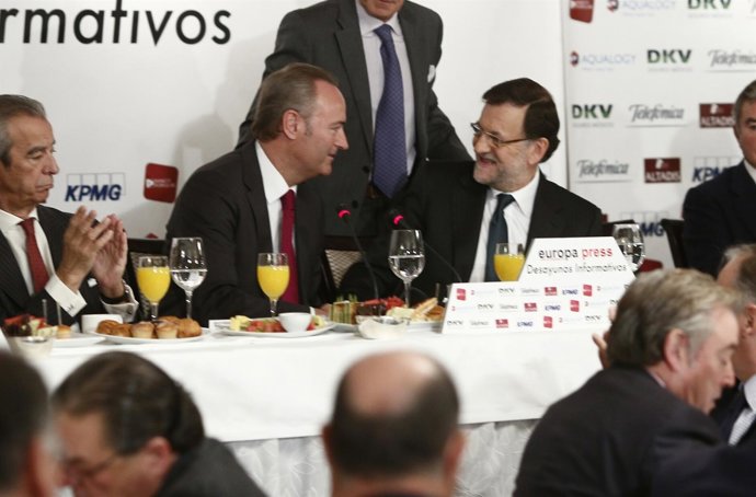 Fabra y Rajoy en un Desayuno de Europa Press