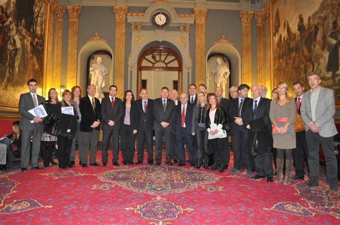 Alcaldes de la ACM y la FMC en el Senado para abordar la reforma local