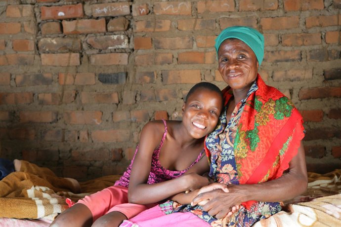 Abuela y nieta con VIH