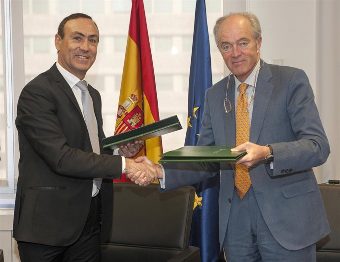 Adif y Vifepla impulsan la creación de Vía Verde Ruta de la Plata en Salamanca