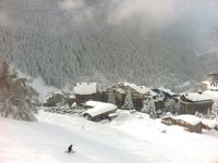 Baqueira Beret recibe 3.500 esquiadores el primer fin de semana de la temporada