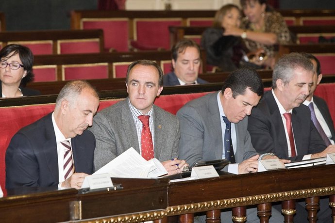 El consejero Esparza, en la Comisión General de las Comunidades Autónomas 