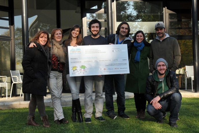 Entrega de la recaudación a La Casa dels Xuklis