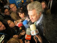 La oposición 'recoge el guante' al PP y pedirá a Posada que convoque ya la ponencia para la reforma del Reglamento